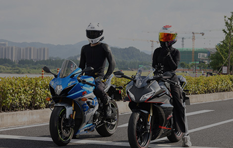 ¿Son los auriculares Bluetooth para cascos inteligentes el futuro de una conducción más segura?