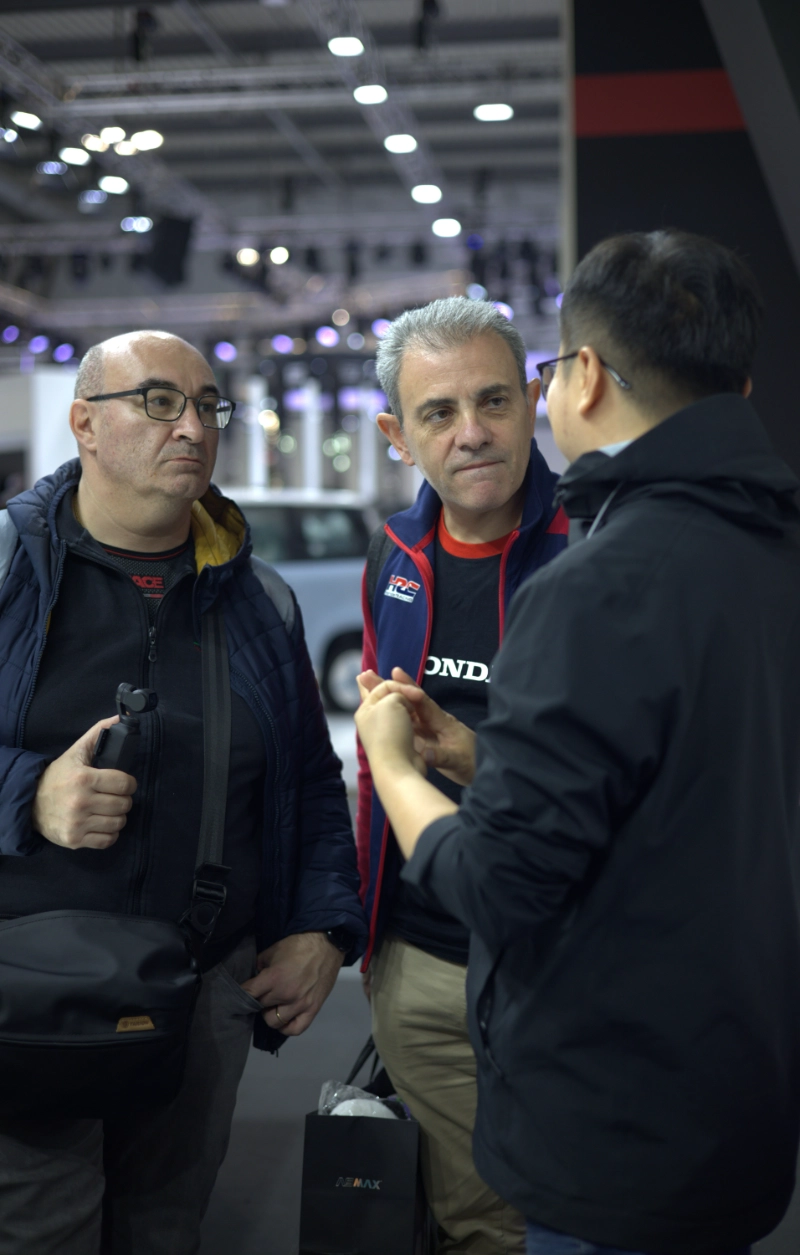 OHMIEX brilla en EICMA Milán 2025