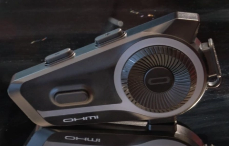 Mejorando la experiencia de conducci&oacute;n con auriculares Bluetooth avanzados para casco: por qu&eacute; el OHMIEX D9 establece un nuevo est&aacute;ndar para la comunicaci&oacute;n grupal